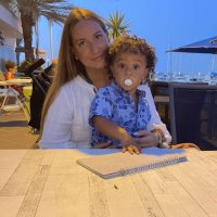 Oceane  cherche une baby sitter à Houdan