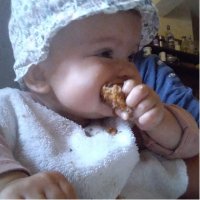Emilie cherche une nounou à Galan