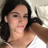 Nicole 