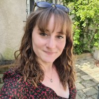 Fanny cherche une assistante maternelle à Mézières-sur-Seine