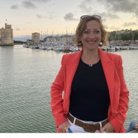 Laetitia cherche une baby sitter à Saint-Symphorien-sur-Coise