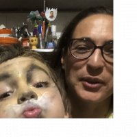 Rébecca cherche une nounou à Crampagna