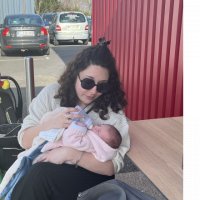 Emilie cherche une nounou à Belcastel