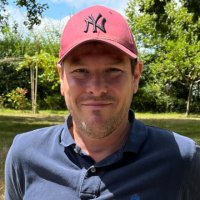 Olivier  cherche une nounou à Simiane-Collongue