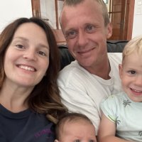 Clemence  cherche une baby sitter à Questembert