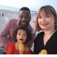 Sabrina cherche une baby sitter à Châteaubourg
