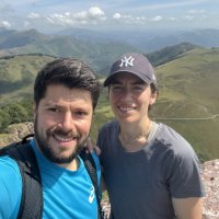 Maud cherche une baby sitter à Saint-Leu