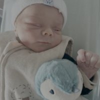 Lucas cherche une assistante maternelle à Puteaux