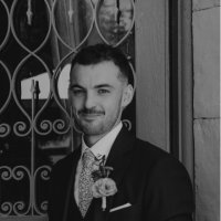 Pierre cherche une nounou à Oullins