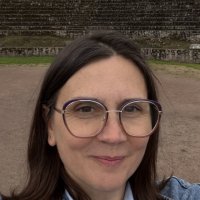 Delphine cherche une nounou à Ingré