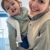 Juliette  cherche une nounou à Chéreng