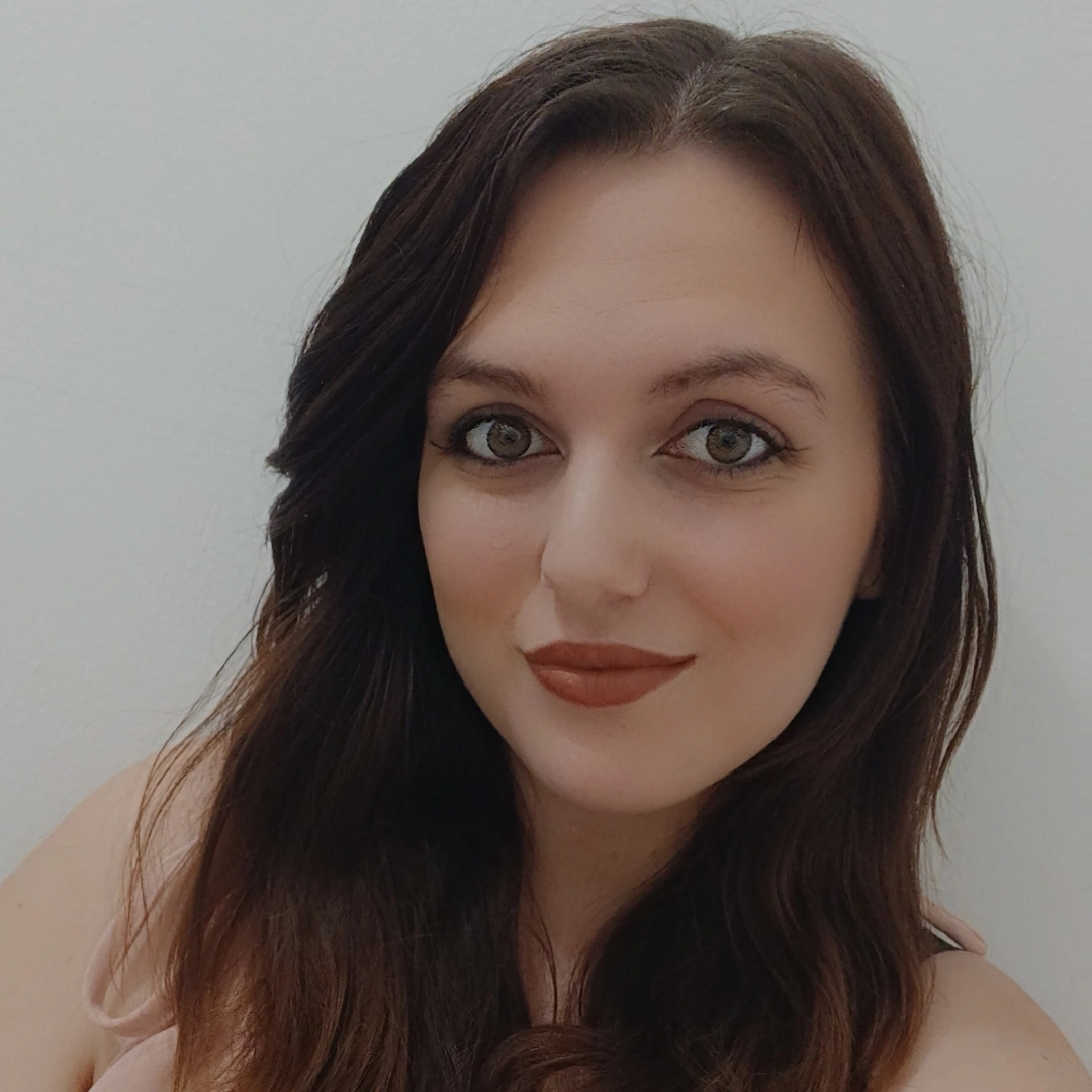 Sarah  cherche une assistante maternelle à Albert